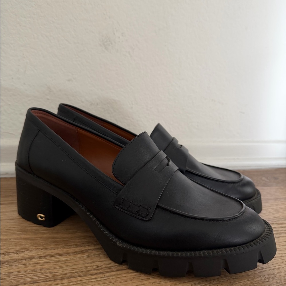 Coach Black Leather Women’s Slip-On Loafers. - Picture 4 of 5